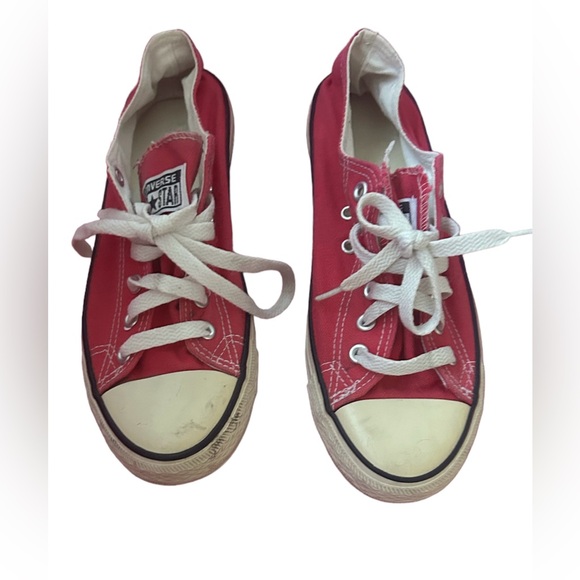 Converse Shoes - 5/25$ ✨ GUC 🩷 Neon Pink Converse